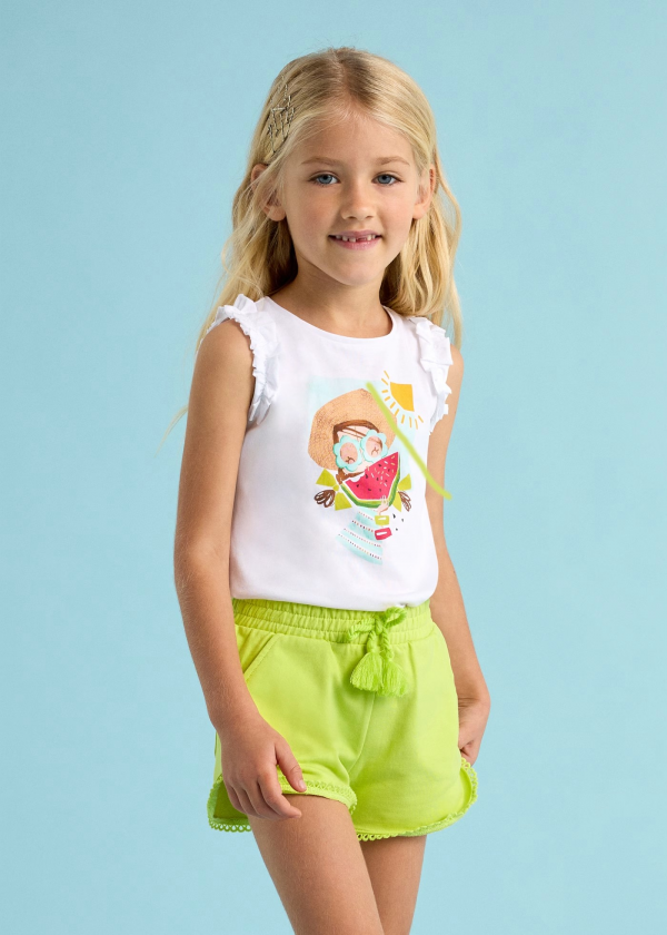Pantalón corto deportivo básico niña